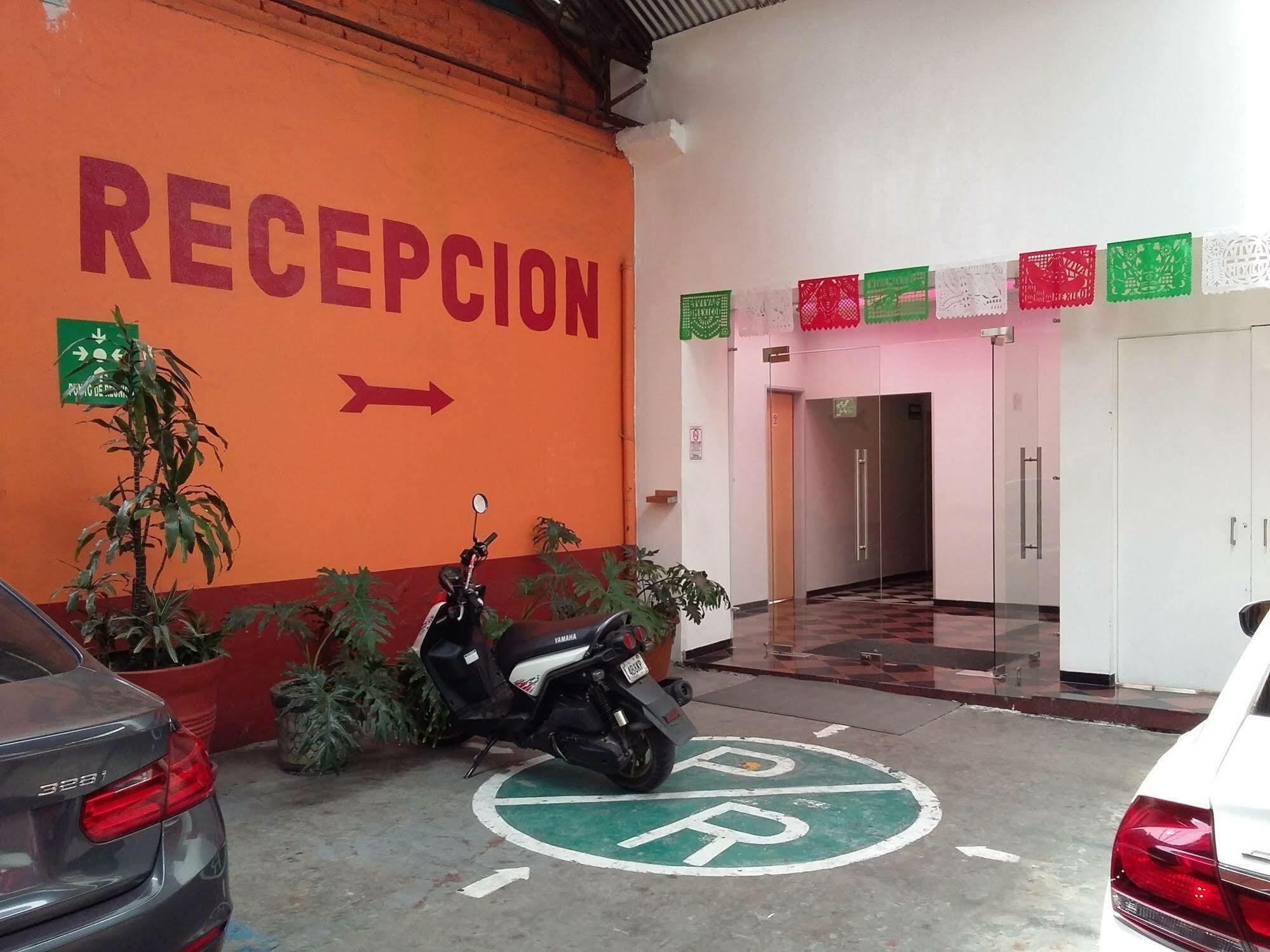 Hotel Dharma Mexico City Exterior photo